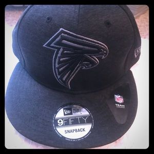 Brand New Men’s Atlanta Falcons flat bill hat